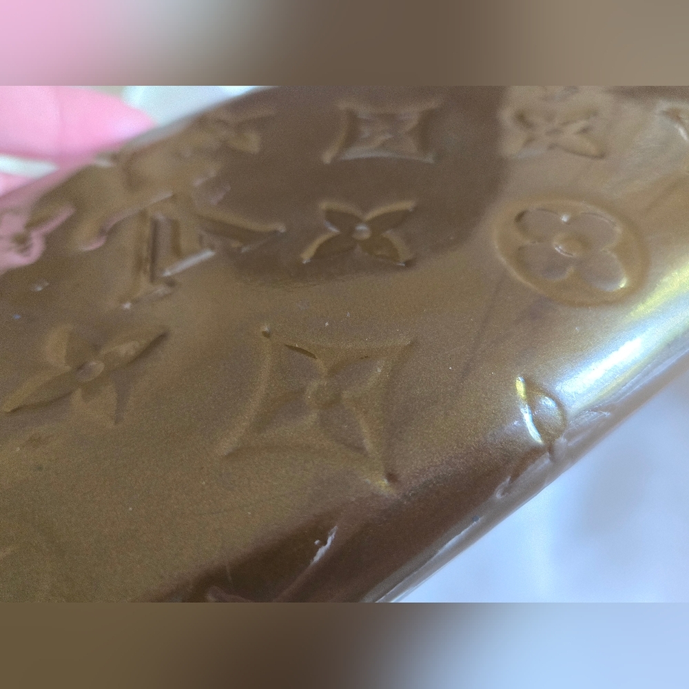 Louis Vuitton Olive Vernis Sarah Long Wallet - Picture 10 of 16